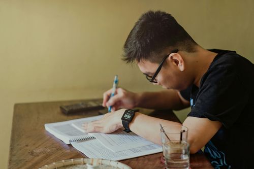 Đi học giúp con người sống thọ hơn