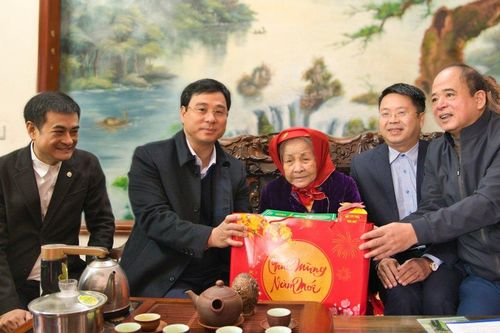 Quận Hoàng Mai tổ chức nhiều hoạt động đền ơn, đáp nghĩa