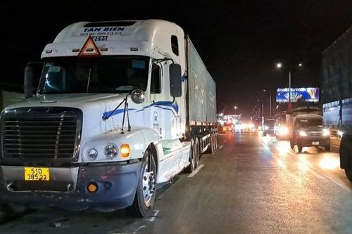 Tai nạn giao thông mới nhất 25/1/2024: 2 cô gái trẻ thương vong sau va chạm