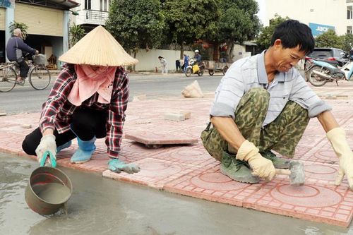 TP Bắc Giang: Tăng tốc làm đẹp phố phường đón Tết nguyên đán Giáp Thìn
