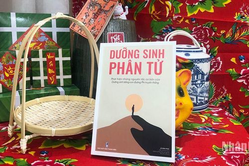 Ra mắt sách 'Dưỡng sinh phân tử' về những phương pháp sống lành mạnh