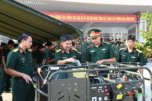 Quân khu 9 khai mạc tập huấn cán bộ hóa học