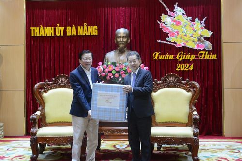Trưởng Ban Nội chính Trung ương Phan Đình Trạc thăm, chúc Tết Đảng bộ, chính quyền và nhân dân thành phố Đà Nẵng