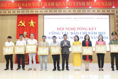 Báo chí đóng góp tích cực vào sự phát triển của tỉnh Quảng Nam