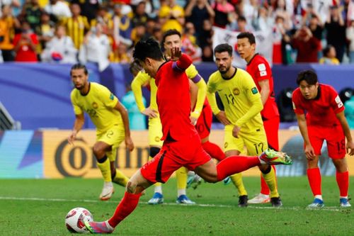 Hòa Hàn Quốc 3-3, Malaysia tạo địa chấn trong ngày chia tay Asian Cup