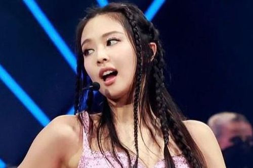 Jennie (BlackPink) sexy nhưng vẫn thua một người