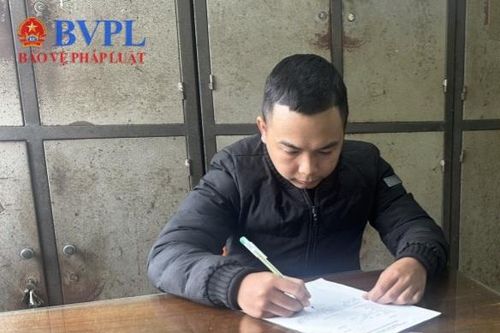 Phê chuẩn khởi tố đối tượng đập kính xe ô tô lấy trộm tài sản