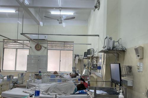 Biến thể phụ của Omicron nguy hiểm thế nào và người dân cần làm gì để phòng bệnh trong dịp Tết?