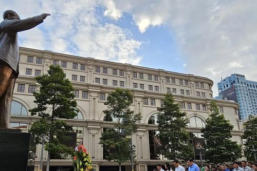 TPHCM: Lễ ra quân ngành vệ sinh môi trường