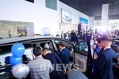 Volkswagen Viloran vừa ra mắt đã 'cháy' hàng, khách phải đợi giao xe vào tháng 3