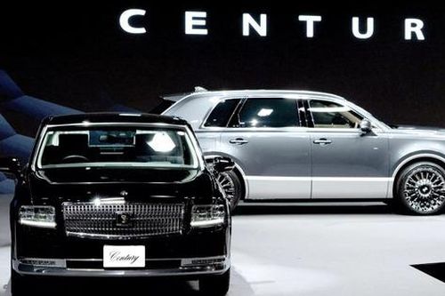 Toyota có thể tách Century thành thương hiệu riêng