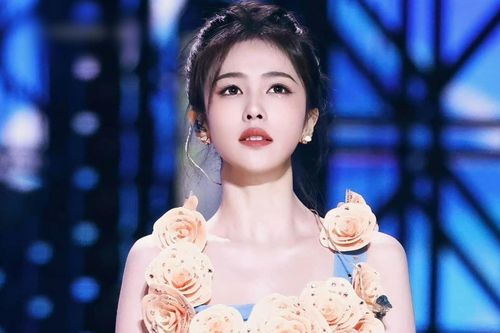 Bất ngờ cách Bạch Lộc hành xử với người hâm mộ