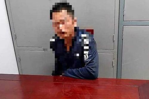 Trên đường đưa vợ đi khám bệnh, Đại úy công an cứu cô gái bị kẻ biến thái hiếp dâm