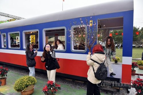 Trải nghiệm không gian Tết ba miền với 'Happy Tết 2024'