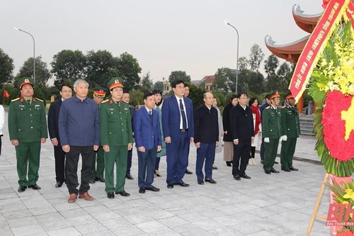 Phó Bí thư Thường trực Tỉnh ủy, Trưởng Đoàn ĐBQH tỉnh Lại Thế Nguyên thăm, kiểm tra tình hình sản xuất, đời sống Nhân dân huyện Quảng Xương