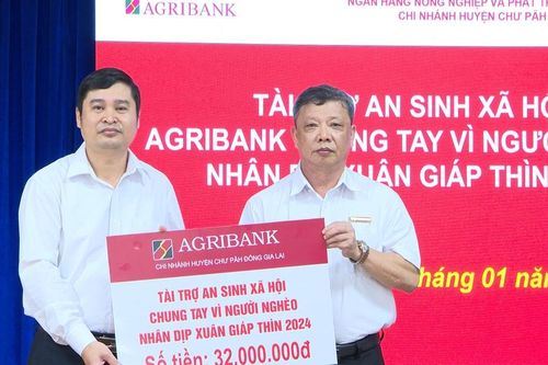 Chi nhánh Ngân hàng Agribank Chư Păh-Đông Gia Lai 'Chung tay vì người nghèo'
