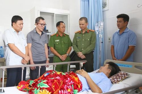 Vụ truy bắt 'cát tặc', cán bộ Công an bị thương: Xem xét dấu hiệu tội phạm