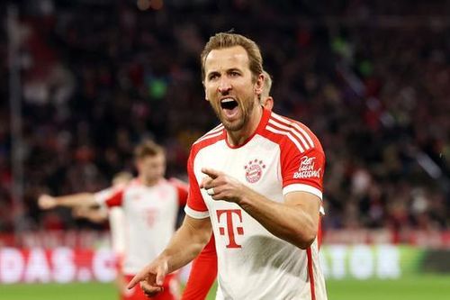 Bayern Munich rút ngắn khoảng cách trong cuộc đua ngôi vương Bundesliga