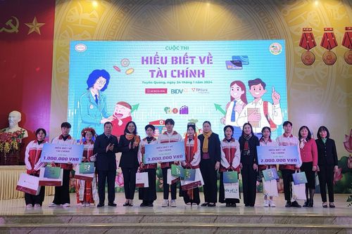 BIDV đồng hành cùng chương trình giáo dục tài chính tại Tuyên Quang