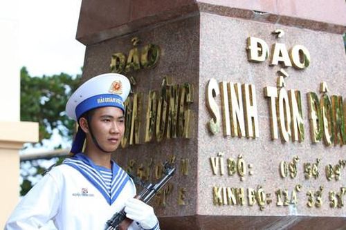 Đón xuân sớm ở Trường Sa