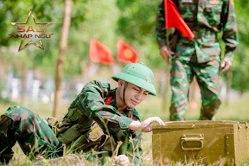 'Sao nhập ngũ 2024': Lộ 'thủ phạm' khiến Mono bật khóc