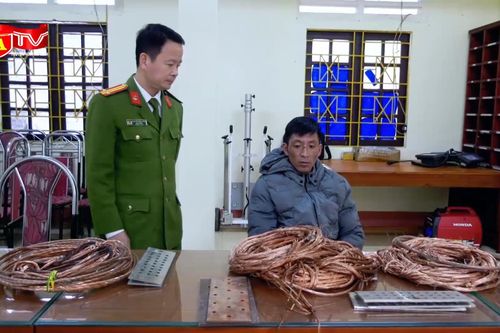 'Siêu trộm' gây ra hàng loạt vụ trộm cắp thiết bị viễn thông sa lưới