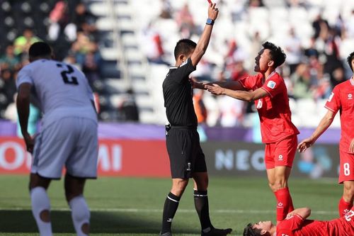 AFC phán quyết về thẻ đỏ của Khuất Văn Khang, ĐT Việt Nam nhận tin buồn ở vòng loại World Cup 2026