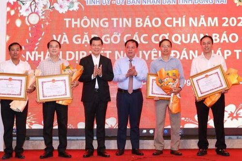 Đồng Nai nâng cao trách nhiệm của người phát ngôn với báo chí