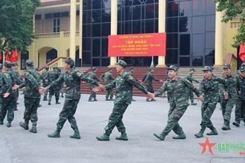 Trường Sĩ quan Lục quân 1: Tập huấn các vũ điệu trong sinh hoạt tập thể cho bộ đội năm 2024
