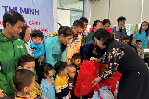 Thứ trưởng Bộ Giáo dục - Đào tạo Ngô Thị Minh thăm, làm việc và chúc Tết các cơ sở giáo dục TP Đà Nẵng