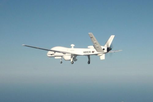 Hàn Quốc chi hàng trăm triệu USD sản xuất UAV giám sát Triều Tiên
