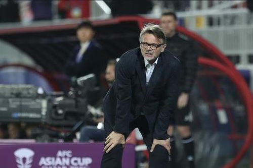 Lộ thời điểm ông Troussier có thể 'gãy' ghế HLV trưởng đội tuyển Việt Nam