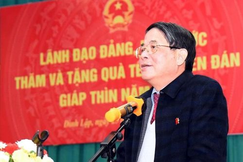 Phó Chủ tịch Quốc hội Nguyễn Đức Hải dự Chương trình 'Tết Nhân ái' tại Lạng Sơn