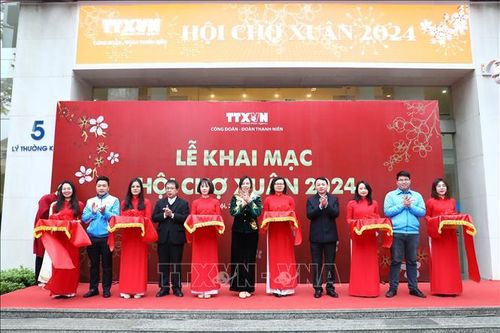 Hội chợ Xuân 2024 gắn kết nghĩa tình thanh niên TTXVN