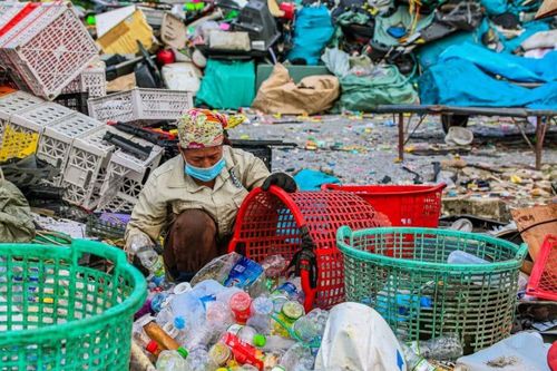 Tìm giải pháp cho doanh nghiệp nhựa trong 'cuộc đua xanh'