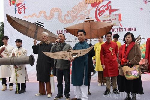 Chiêm ngưỡng diều cổ nhất Việt Nam tại Hoàng Thành Thăng Long