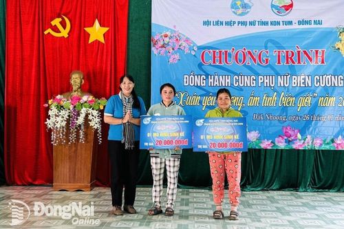 Hội Liên hiệp phụ nữ tỉnh tổ chức chương trình Đồng hành cùng phụ nữ biên cương