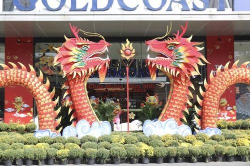 Hình tượng rồng trên đường phố Nha Trang