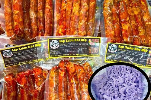 Thực phẩm 'handmade' thu hút khách dịp Tết