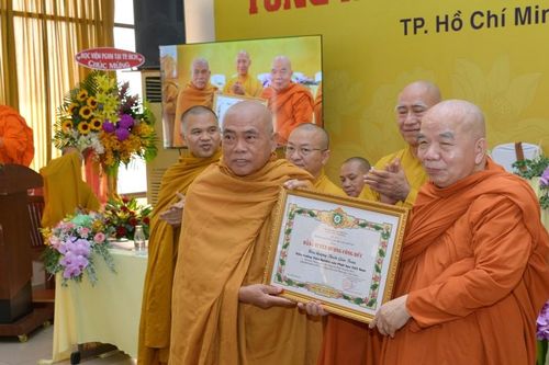 Viện Nghiên cứu Phật học VN: Thúc đẩy việc biên tập và ấn hành Tam tạng Thánh điển Phật giáo VN