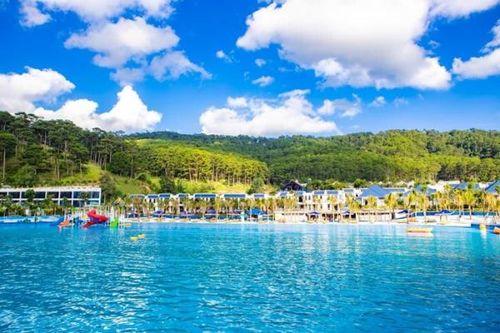 Hàng loạt công trình vi phạm trật tự xây dựng tại KDL thác Prenn Đà Lạt