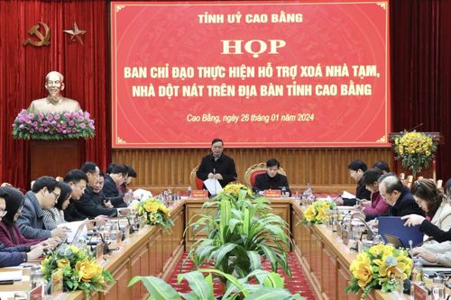 Phó Bí thư Thường trực Tỉnh ủy, Chủ tịch HĐND tỉnh Triệu Đình Lê: Triển khai quyết liệt chương trình hỗ trợ xóa nhà tạm, nhà dột nát