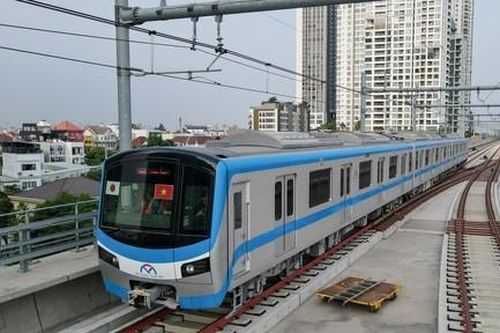 Chậm hoàn trả mặt bằng gây ùn tắc giao thông, nhà thầu phụ tuyến metro bị phê bình