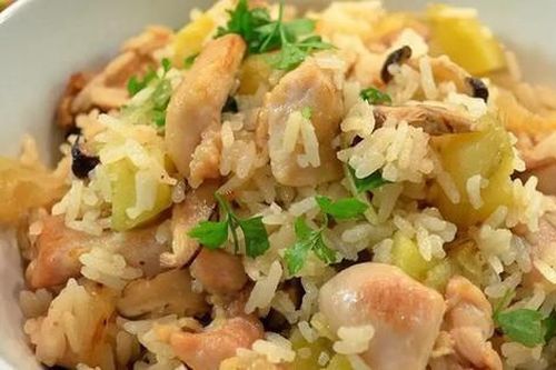 Ngày giáp Tết, nấu cơm thế này vừa tiết kiệm thời gian lại ngon và ôn được cả 'bầu trời kí ức'
