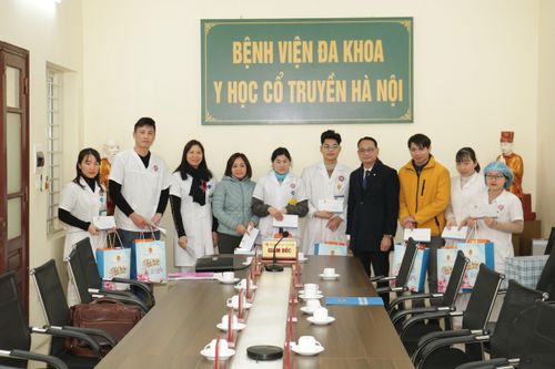 Bệnh viện công ở Hà Nội thưởng Tết trung bình 3-7 triệu đồng/người, cao nhất 41 triệu đồng