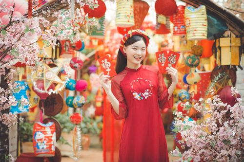 Tặng quà gì cho bạn thân dịp Tết Nguyên đán?