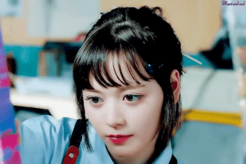 'Bông hồng lai' Việt - Mỹ đang gây chú ý ở nhóm nhạc của JYP