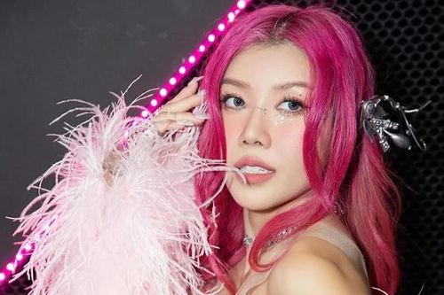Diva Mỹ Linh tiết lộ lý do 'né' Trang Pháp, chấm 9 điểm