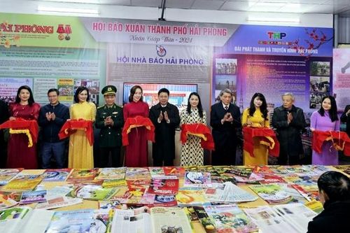 Hội Nhà báo TP Hải Phòng tổ chức khai mạc Hội báo Xuân Giáp Thìn 2024