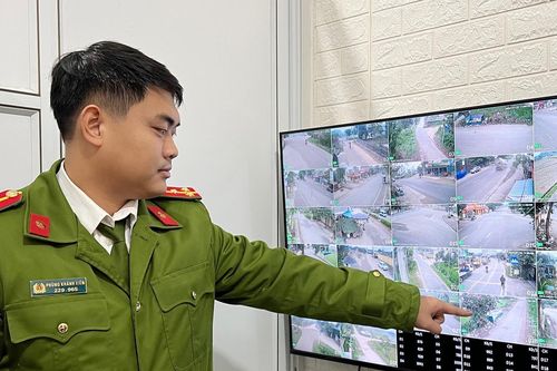 Lắp 'mắt thần' ở khắp thị trấn, xử phạt hành chính nhiều vụ ném rác thải
